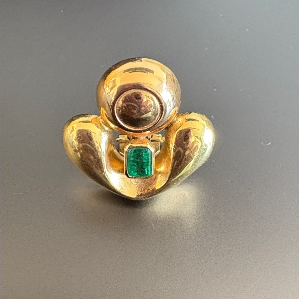 Authentic Emerald Stone Earrings - Picture 5 of 8